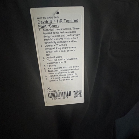 Lululemon - Picture 2 of 4